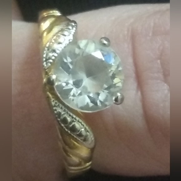 14K HGE  Lind Ring - Picture 6 of 6